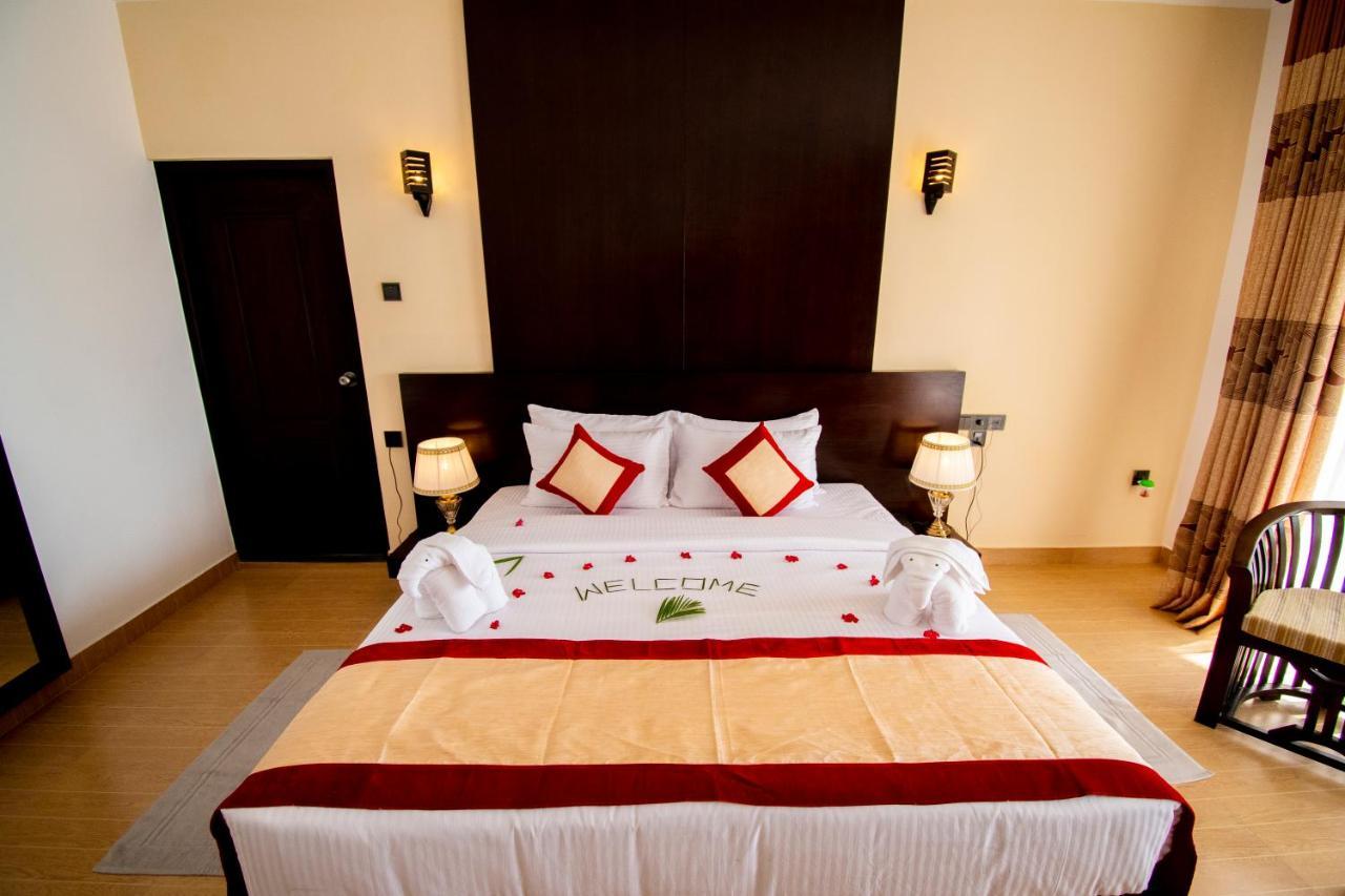 Manara Beach Resort Берувала Екстериор снимка